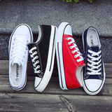 LOW TOP SNEAKER